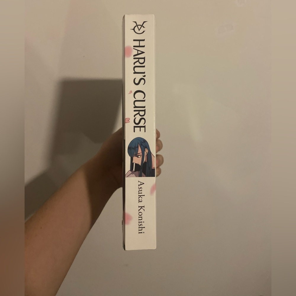 Haru’s curse volume 1